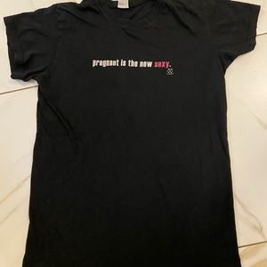 Maternity t shirt